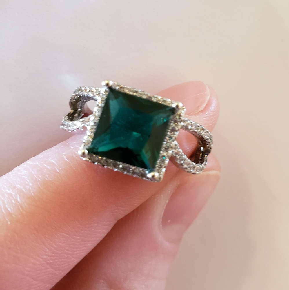 Ring